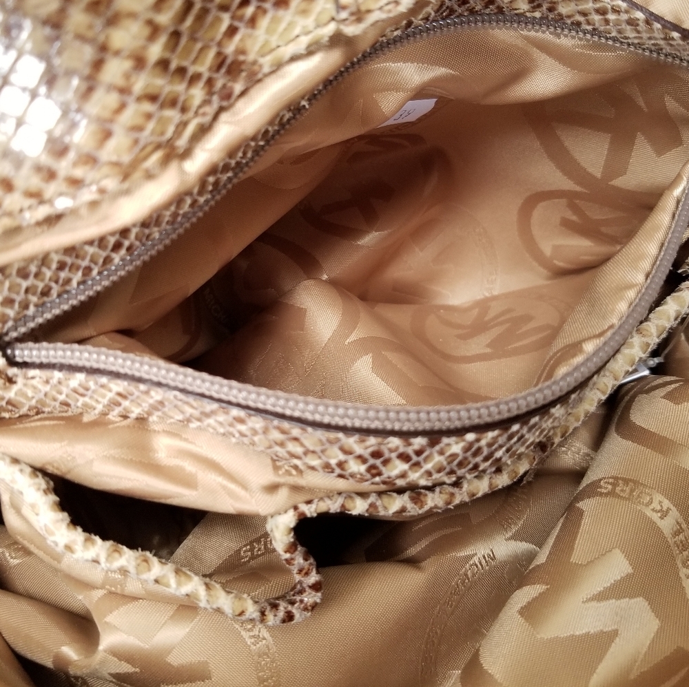 NWT Michael Kors Beverly Large Python Satchel - Picture 11 of 15